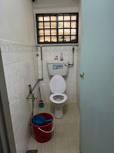 Shop for Rent in Taman Greenwood (Batu Caves) - Geo . - Bathroom - PropertyGuru.com.my