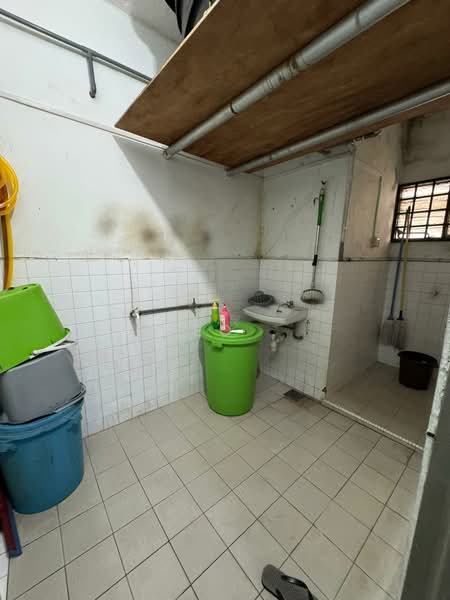 Shop for Rent in Taman Greenwood (Batu Caves) - Geo . - Interior - PropertyGuru.com.my