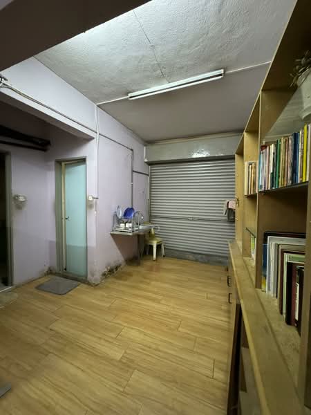 Shop for Rent in Taman Greenwood (Batu Caves) - Geo . - Interior - PropertyGuru.com.my