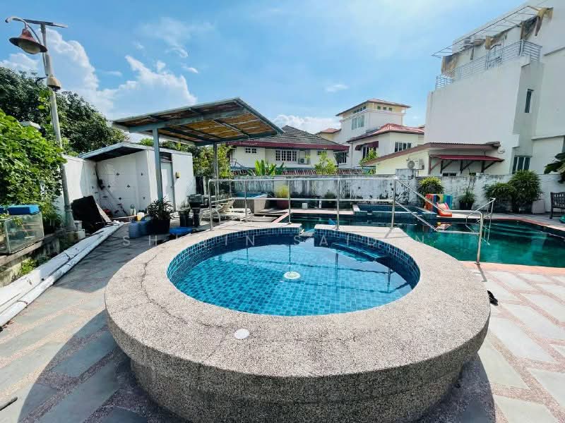 Bungalow House untuk Dijual di SS12 (Subang Jaya) - Shiqin Saidin - Exterior - PropertyGuru.com.my