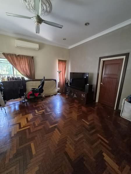 2-storey Terraced House for Sale in Subang Jaya (Selangor) - KG Tan - Living Room - PropertyGuru.com.my