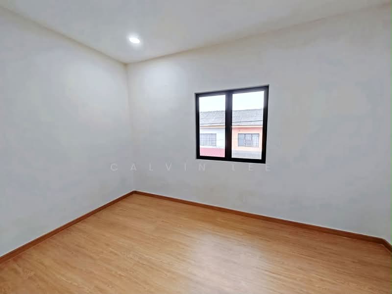2-storey Terraced House for Sale in Taman Puteri Wangsa (Ulu Tiram) - Calvin Lee - PropertyGuru.com.my