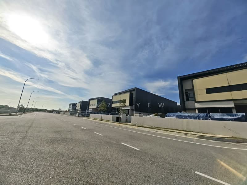 Semi-D Factory for Rent in Bukit Raja (Selangor) - Xinzi Yew - Exterior - PropertyGuru.com.my