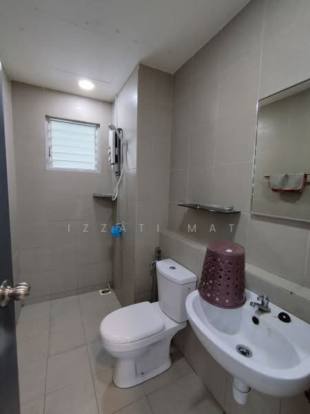 Apartment for Sale at Lakefront Homes - Izzati Mat - Bathroom - PropertyGuru.com.my