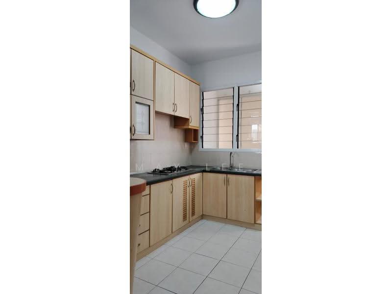 Condominium for Sale at Gurney Park Condominium - May Lee - Kitchen - PropertyGuru.com.my