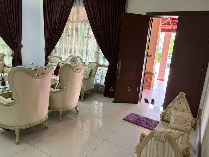 Bungalow House for Sale in Diamond City (Semenyih) - Jessica Sin - Living Room - PropertyGuru.com.my
