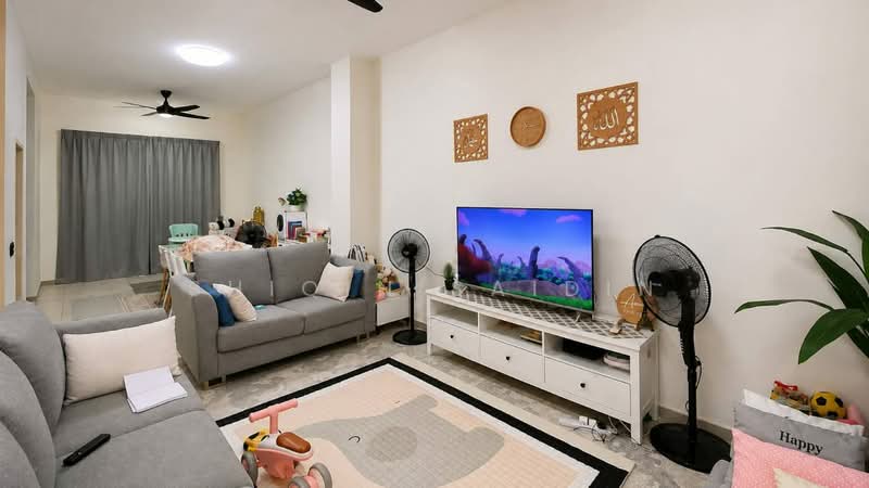 2-storey Terraced House for Sale in Puncak Alam (Selangor) - Shiqin Saidin - Living Room - PropertyGuru.com.my