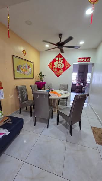 Rumah Teres 2-Tingkat untuk Dijual di Taman Johor Jaya (Johor Bahru) - Wei Jian Tan - Dining Room - PropertyGuru.com.my