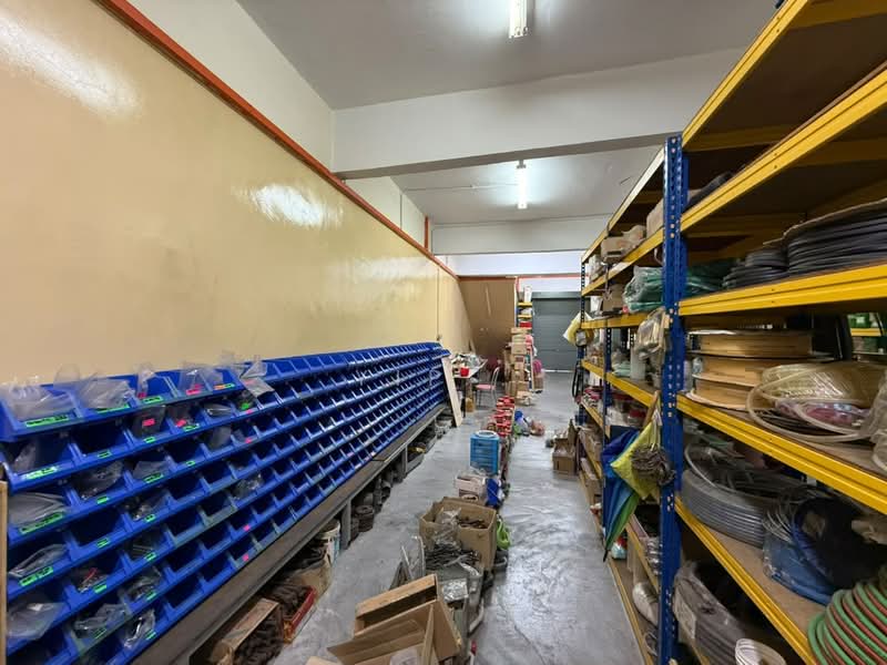 Kedai untuk Dijual di Taman Ungku Tun Aminah (Skudai) - Yip . - Interior - PropertyGuru.com.my