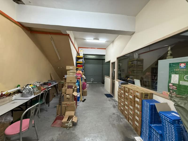 Kedai untuk Dijual di Taman Ungku Tun Aminah (Skudai) - Yip . - Interior - PropertyGuru.com.my