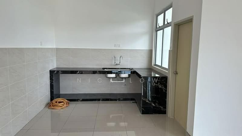 Rumah Kluster untuk Disewa di Iskandar Puteri (Nusajaya) (Johor) - Nick Low - Kitchen - PropertyGuru.com.my