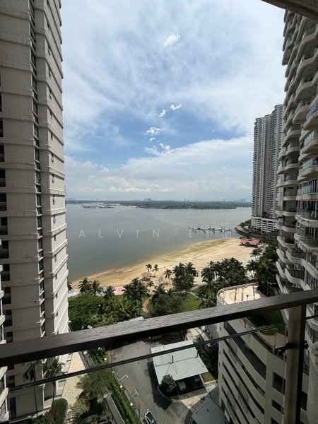 Condominium for Rent at Bay Laurel @ Country Garden Danga Bay - Alvin Lim - Balcony - PropertyGuru.com.my