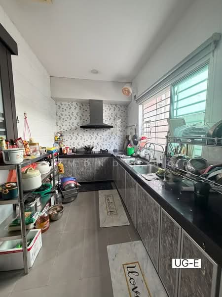 Rumah Berkembar untuk Dijual di Klang (Selangor) - Raymond Choo - Kitchen - PropertyGuru.com.my