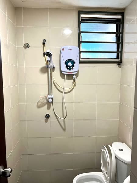 Condominium for Rent at Residensi Zamrud - Kevin Chen - Bathroom - PropertyGuru.com.my