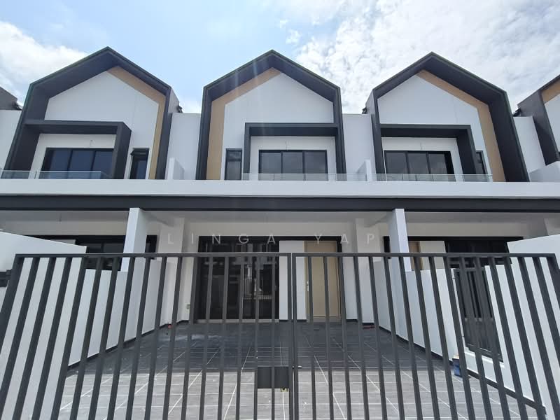 Rumah Teres 2-Tingkat untuk Disewa di Bandar Dato Onn (Tebrau) - Linga Yap - PropertyGuru.com.my