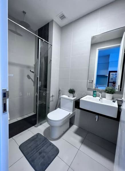 Kediaman Servis untuk Disewa di The Sentral Suites - Sharon Wong - Bathroom - PropertyGuru.com.my
