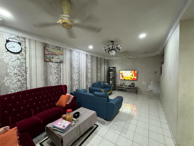 Rumah Teres 2-Tingkat untuk Dijual di Bandar Bukit Raja (Klang) - Shiqin Saidin - Living Room - PropertyGuru.com.my