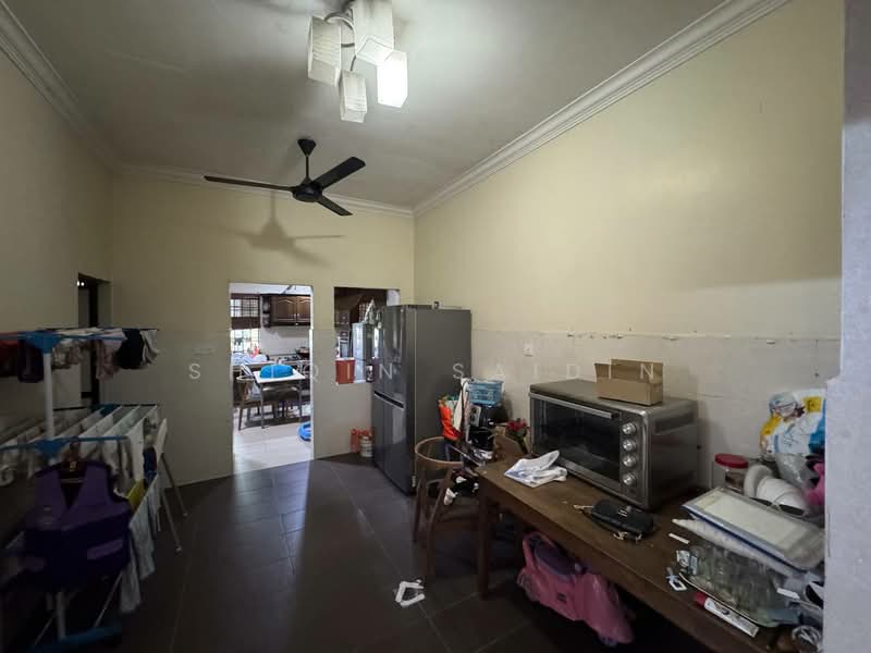 Rumah Teres 2-Tingkat untuk Dijual di Bandar Bukit Raja (Klang) - Shiqin Saidin - Kitchen - PropertyGuru.com.my