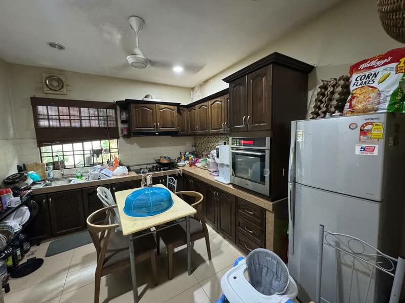 Rumah Teres 2-Tingkat untuk Dijual di Bandar Bukit Raja (Klang) - Shiqin Saidin - Kitchen - PropertyGuru.com.my
