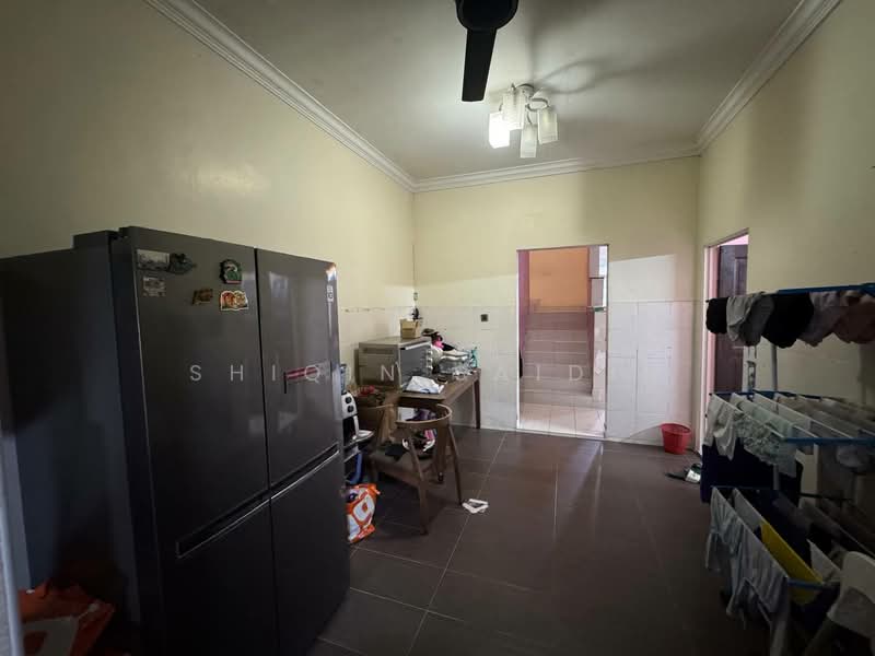 Rumah Teres 2-Tingkat untuk Dijual di Bandar Bukit Raja (Klang) - Shiqin Saidin - Kitchen - PropertyGuru.com.my