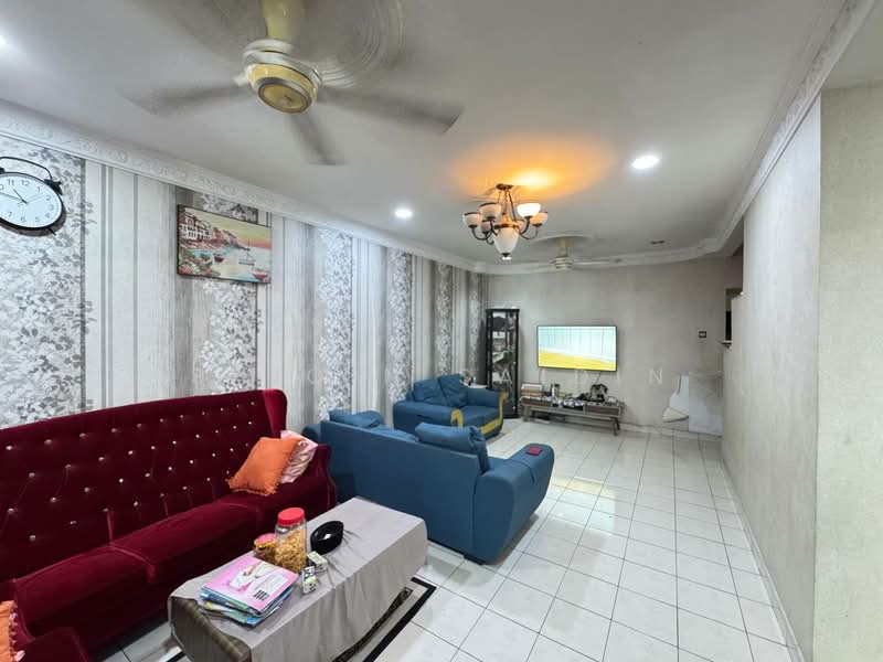 Rumah Teres 2-Tingkat untuk Dijual di Bandar Bukit Raja (Klang) - Shiqin Saidin - Living Room - PropertyGuru.com.my