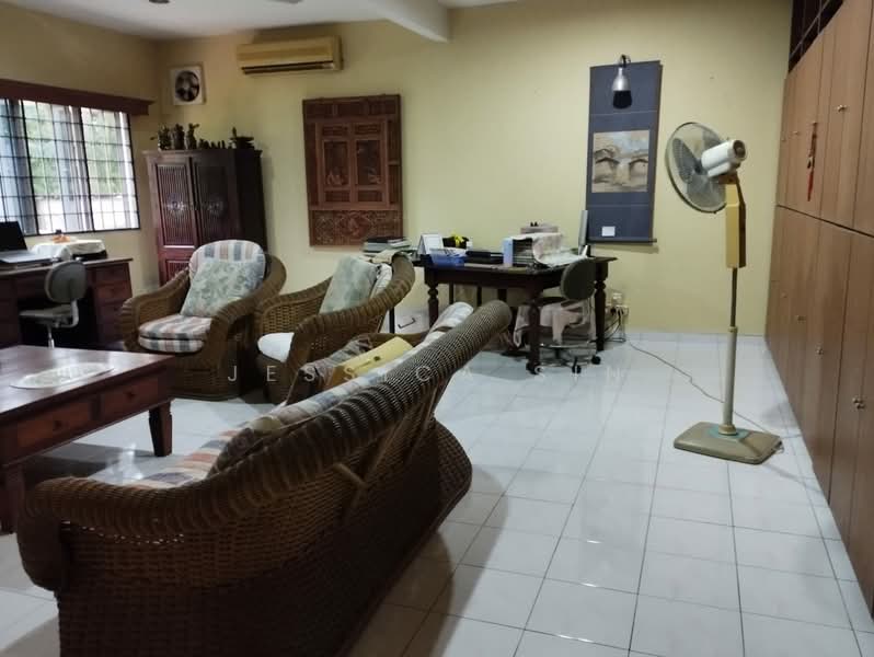 Rumah Teres 2-Tingkat untuk Dijual di Kota Kemuning (Shah Alam) - Jessica Sin - Living Room - PropertyGuru.com.my