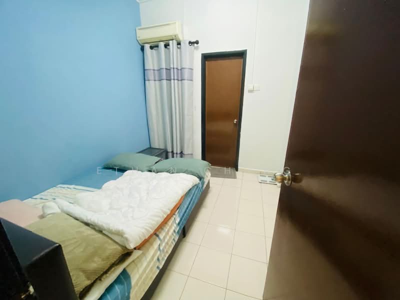 Rumah Teres untuk Dijual di Bandar Puteri Klang (Klang) - Ethan Chong - Bedroom - PropertyGuru.com.my