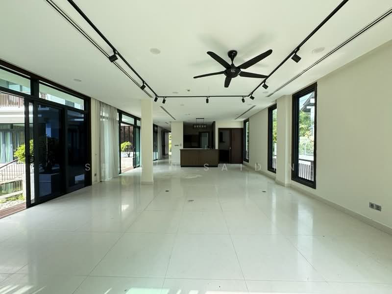 Bungalow House untuk Dijual di Bukit Jelutong (Shah Alam) - Shiqin Saidin - Living Room - PropertyGuru.com.my