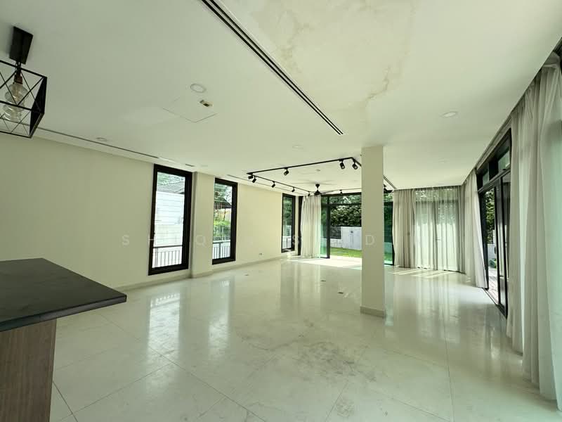 Bungalow House untuk Dijual di Bukit Jelutong (Shah Alam) - Shiqin Saidin - Living Room - PropertyGuru.com.my