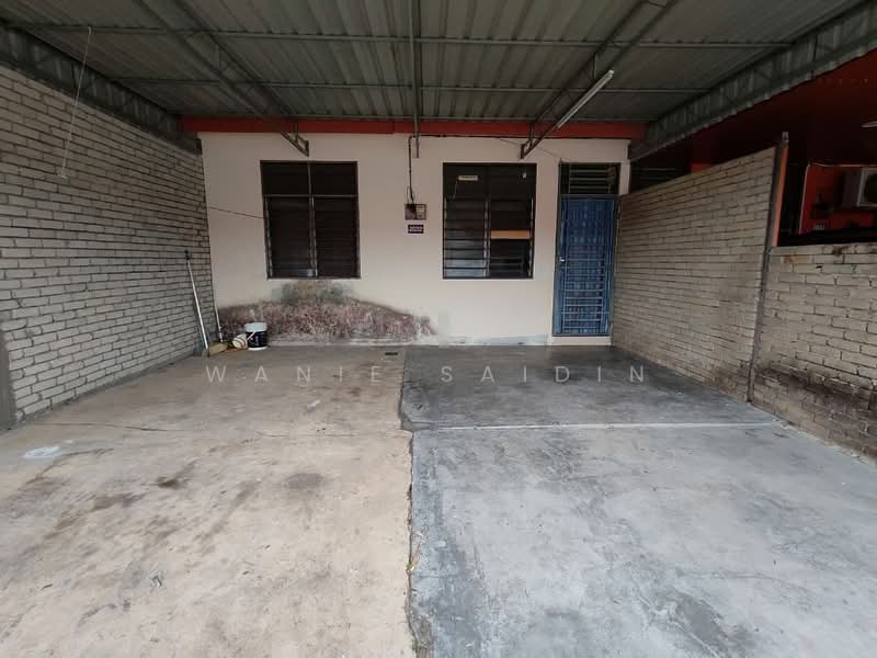 1-storey Terraced House for Sale in Taman Lagenda (Padang Serai) - Wanie Saidin - PropertyGuru.com.my