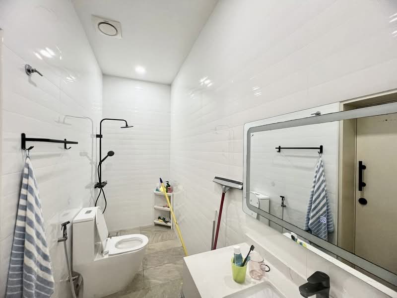 Rumah Berkembar untuk Dijual di Taman Austin Heights (Tebrau) - Yik Tat - PropertyGuru.com.my