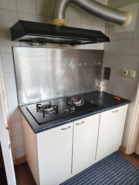 Pangsapuri untuk Dijual di Mont Kiara Pelangi - Cindy Tan - Kitchen - PropertyGuru.com.my