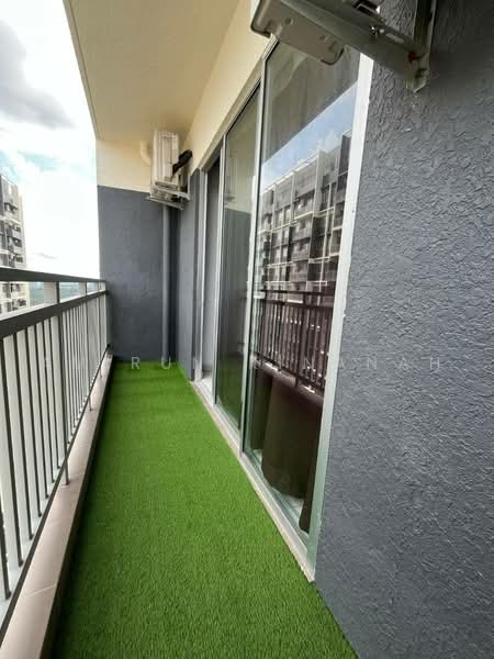 Kondominium untuk Dijual di Residensi Adelia 3 - Amirun Kinanah - Balcony - PropertyGuru.com.my