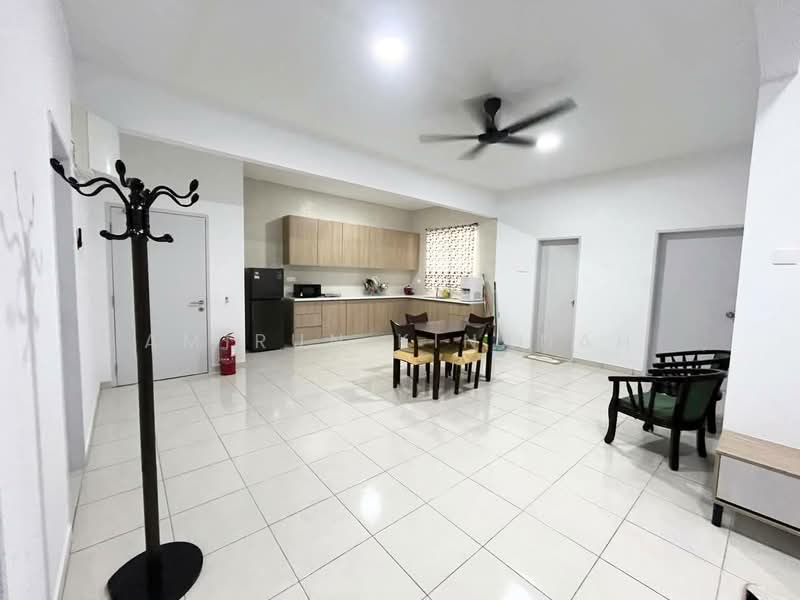 Kondominium untuk Dijual di Residensi Adelia 3 - Amirun Kinanah - Kitchen - PropertyGuru.com.my