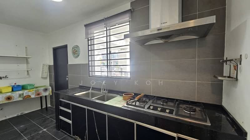 Rumah Teres 3-Tingkat untuk Disewa di Denai Alam (Shah Alam) - Joey Koh - Kitchen - PropertyGuru.com.my