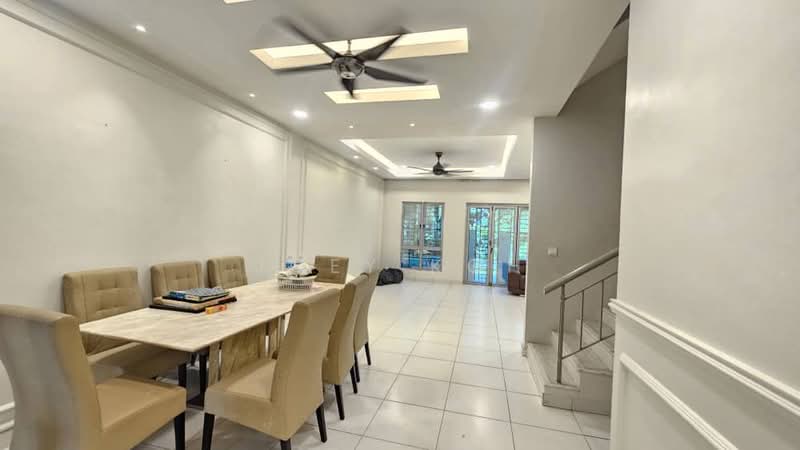 Rumah Teres 3-Tingkat untuk Disewa di Denai Alam (Shah Alam) - Joey Koh - Dining Room - PropertyGuru.com.my