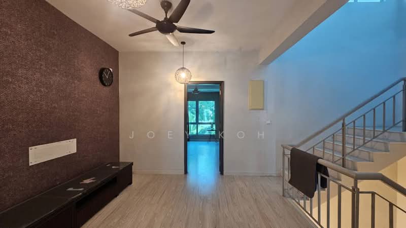 Rumah Teres 3-Tingkat untuk Disewa di Denai Alam (Shah Alam) - Joey Koh - Living Room - PropertyGuru.com.my