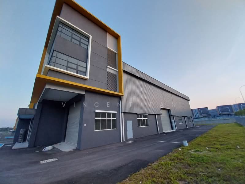 Semi-D Factory for Rent in Nilai (Negeri Sembilan) - Vincent Tan - Exterior - PropertyGuru.com.my