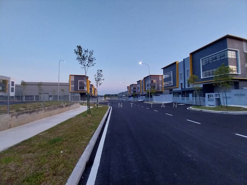 Semi-D Factory for Rent in Nilai (Negeri Sembilan) - Vincent Tan - Exterior - PropertyGuru.com.my