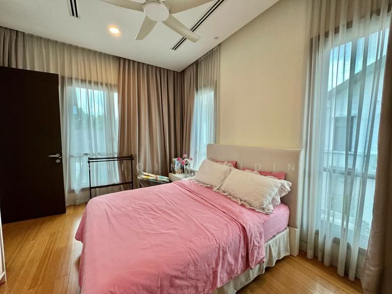Bungalow House untuk Dijual di Bukit Jelutong (Shah Alam) - Shiqin Saidin - Bedroom - PropertyGuru.com.my