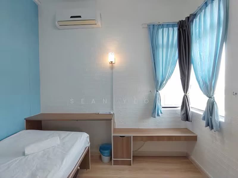 Service Residence for Sale at Jentayu Residensi @ Tampoi - Sean Yeoh - Bedroom - PropertyGuru.com.my
