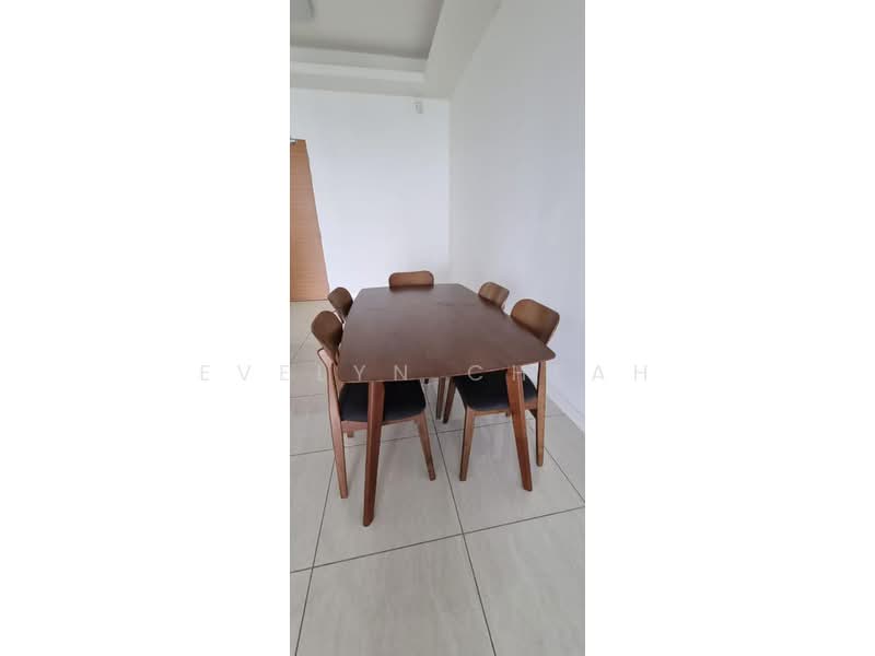 Kondominium untuk Disewa di Sky Condominium (Skyz Residence) - Evelyn Cheah - Dining Room - PropertyGuru.com.my