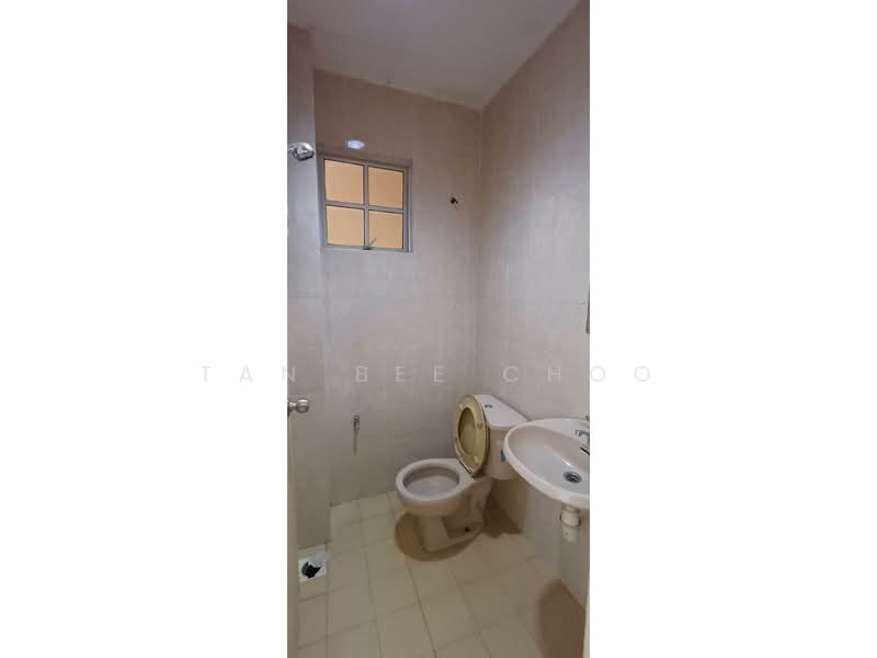 2-storey Terraced House for Sale in Bandar Bukit Puchong (Puchong) - Tan Bee Choo - Bathroom - PropertyGuru.com.my