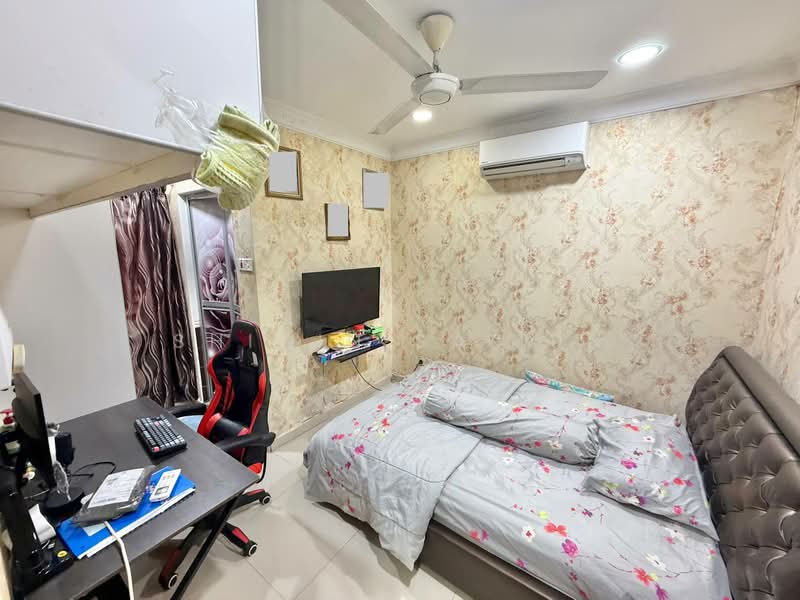 Rumah Teres 1-Tingkat untuk Dijual di Shah Alam (Selangor) - Shiqin Saidin - Bedroom - PropertyGuru.com.my