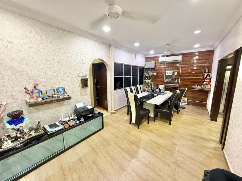 Rumah Teres 1-Tingkat untuk Dijual di Shah Alam (Selangor) - Shiqin Saidin - Dining Room - PropertyGuru.com.my