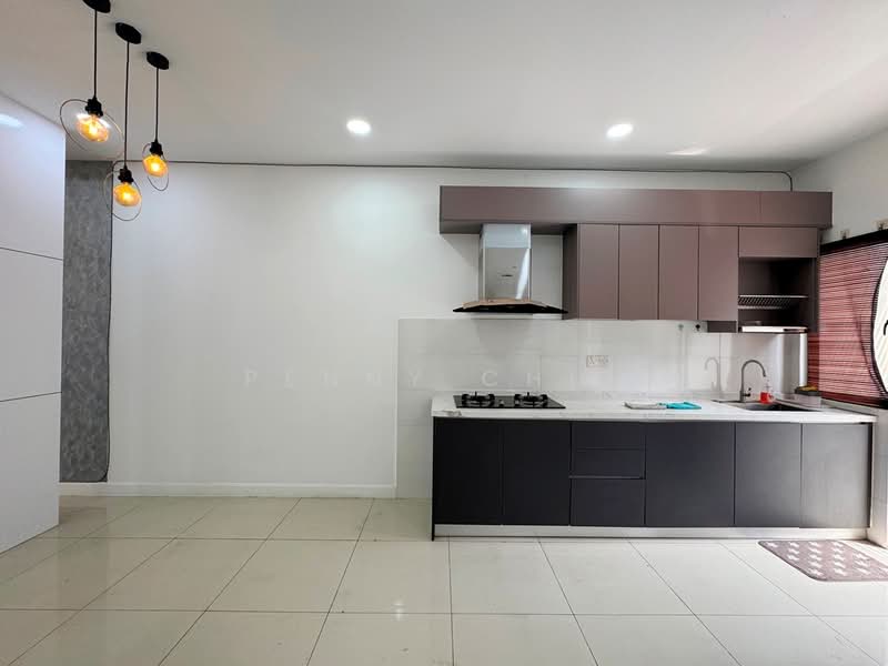 Rumah Teres 2-Tingkat untuk Dijual di Bandar Mahkota Banting (Tanjong Duabelas) - Penny Chia - Kitchen - PropertyGuru.com.my