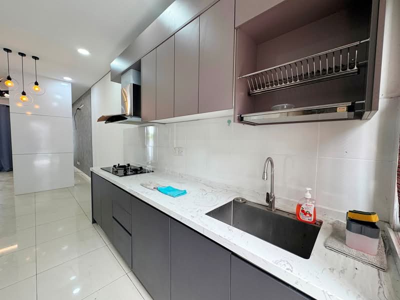 Rumah Teres 2-Tingkat untuk Dijual di Bandar Mahkota Banting (Tanjong Duabelas) - Penny Chia - Kitchen - PropertyGuru.com.my