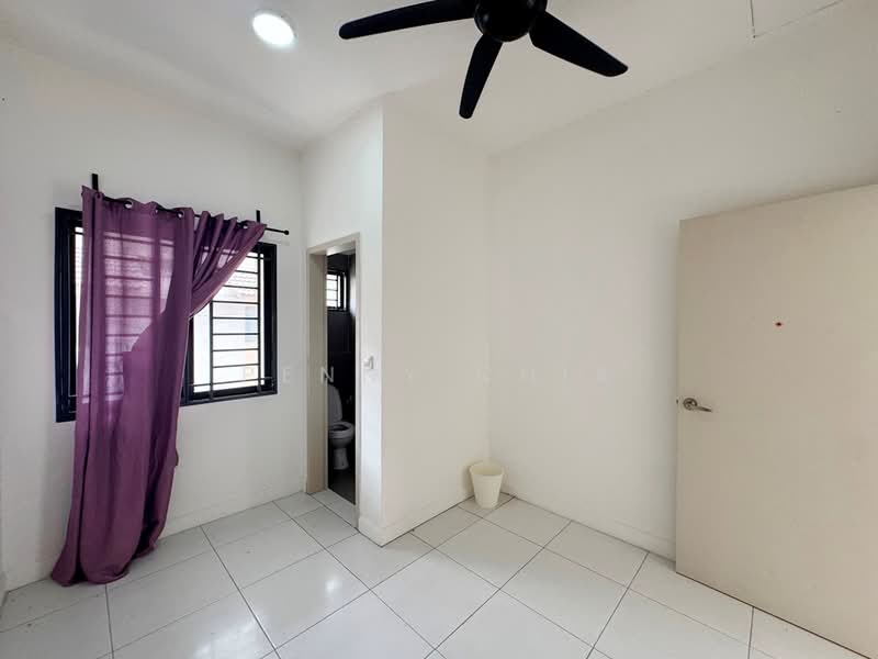 Rumah Teres 2-Tingkat untuk Dijual di Bandar Mahkota Banting (Tanjong Duabelas) - Penny Chia - Bedroom - PropertyGuru.com.my