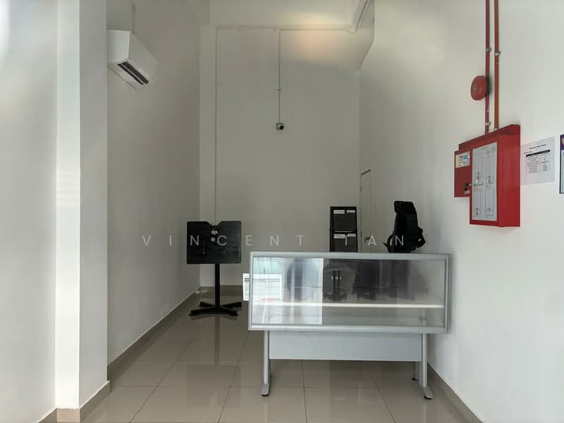 Semi-D Factory for Rent in Nilai (Negeri Sembilan) - Vincent Tan - Entrance - PropertyGuru.com.my