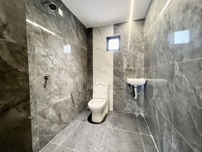 2-storey Terraced House for Sale in Taman Pelangi (Johor Bahru) - Yik Tat - PropertyGuru.com.my